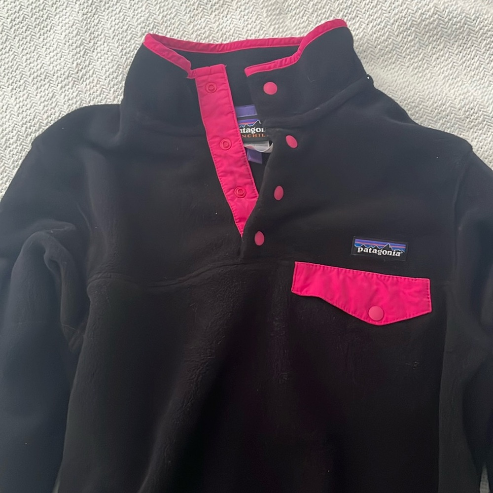 Patagonia Black and Pink Women's Sweater